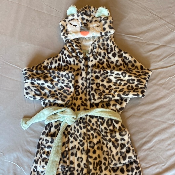 Car & Jack size XS 4-5 robe with hood and sleep romper with hood. Extremely soft - Picture 2 of 10
